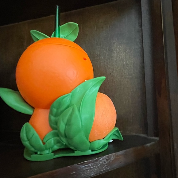 Orange Bird sipper from Disney world - Picture 2 of 3